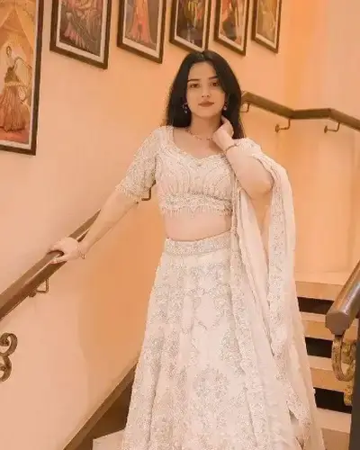 Escort Service In Garamur